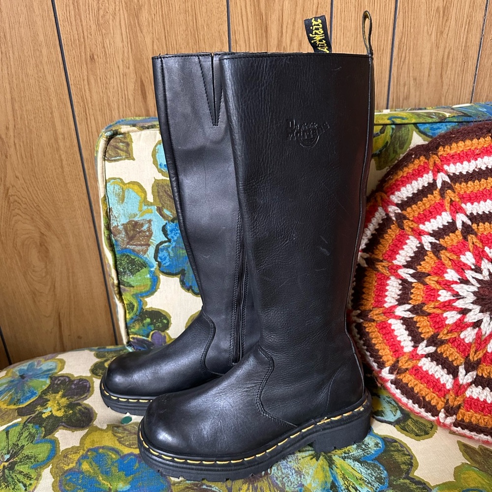 Dr. Martens Tall Leather Made in England Boots Sz 7